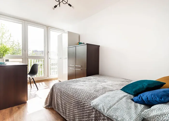 - Ul Mlodych Technikow