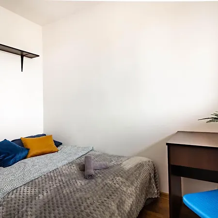 - Ul Mlodych Technikow * Вроцлав